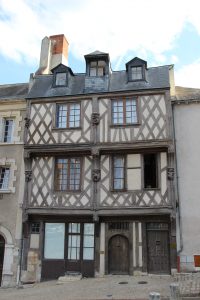 Casa del Acróbata, Blois