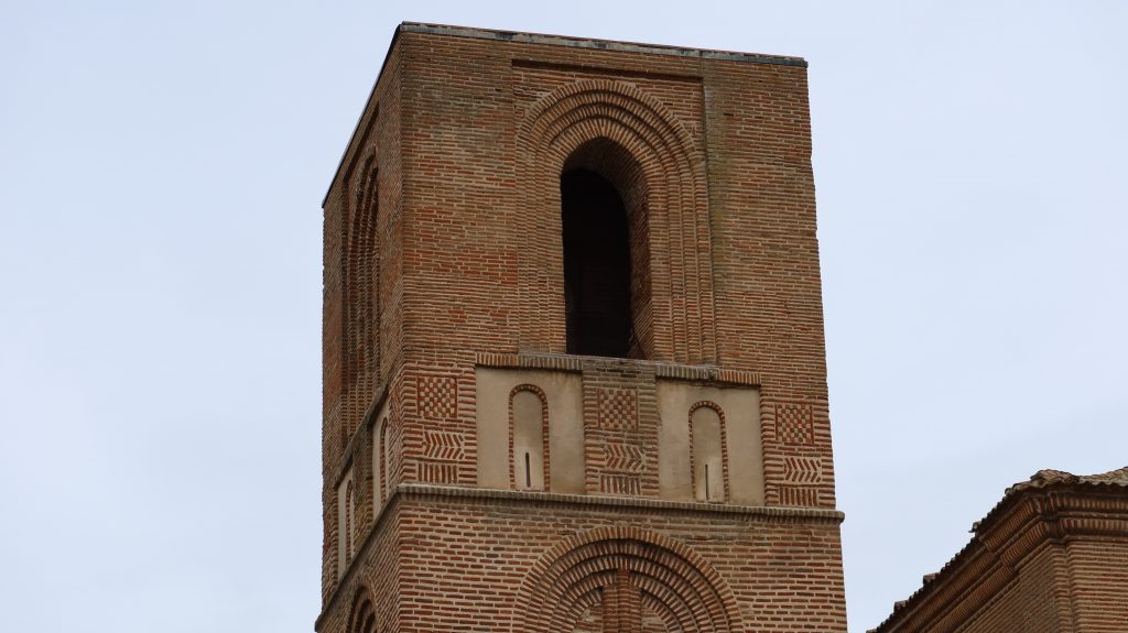 Torre Ajedrezada Arévalo