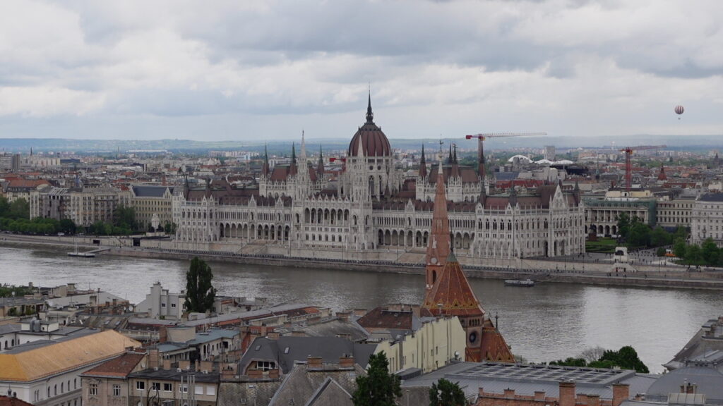 Parlamento de Budapest, desde barrio de Buda