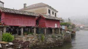 Horreos de Combarro