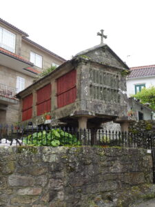 Horreos de Combarro