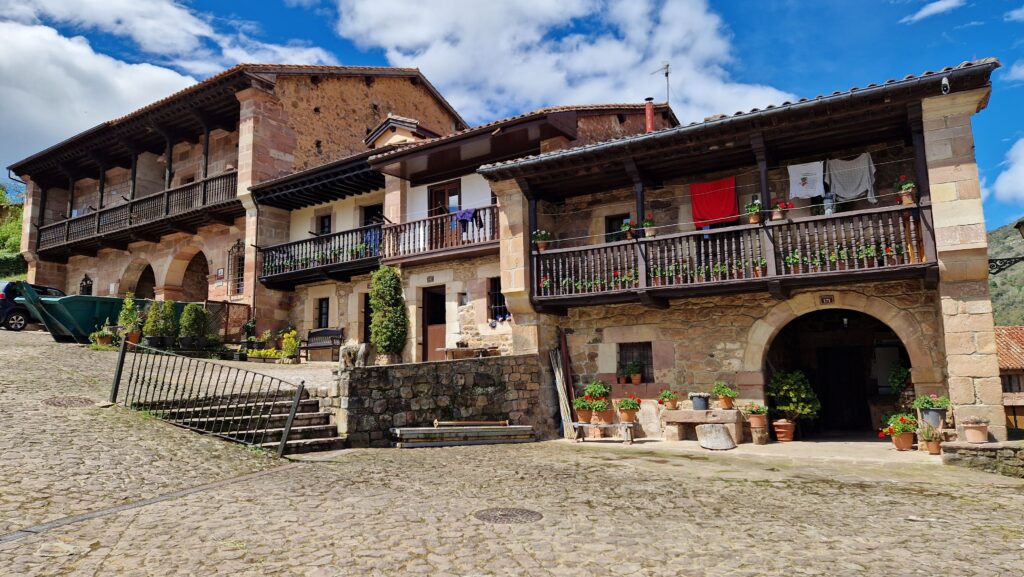 Carmona, Cantabria